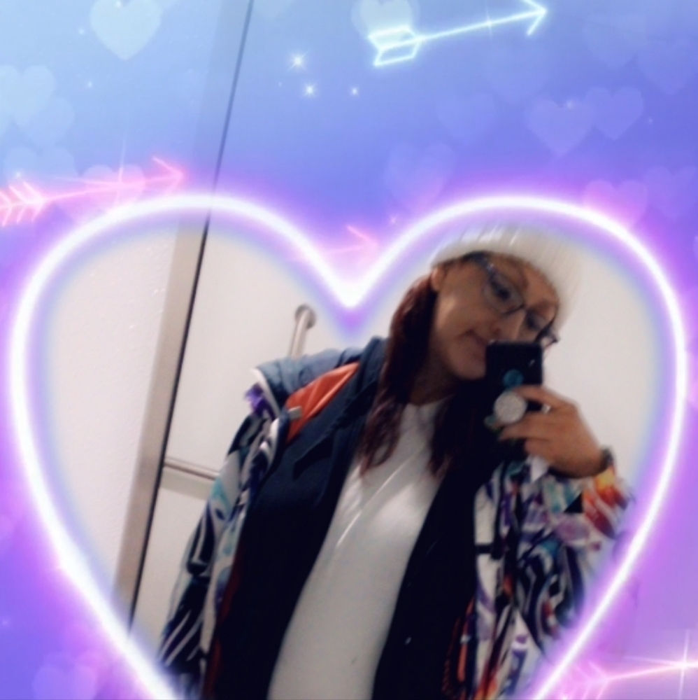 Meet your Posher, Dawnelle